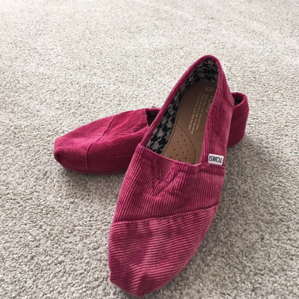 TOMS corduroy flats