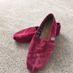 TOMS corduroy flats