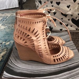 Jeffrey Campbell Rodillo-Hi Wedge Sandal (nude)
