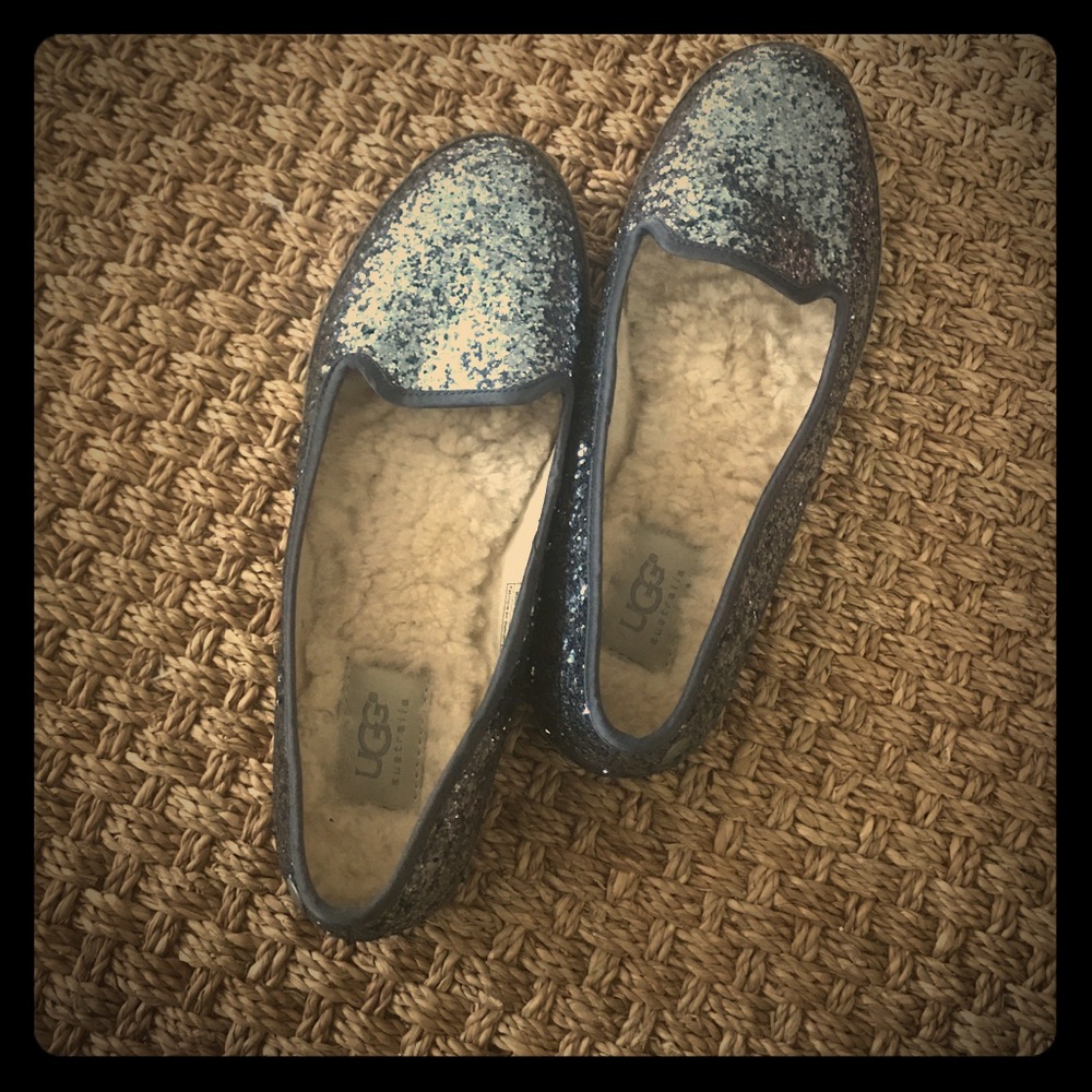 Size 6.5 Ugg sparkly loafer/flat fur lined