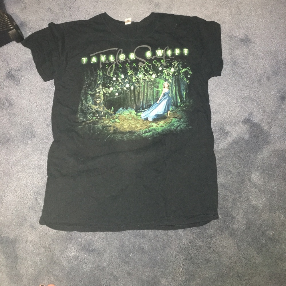 Taylor Swift Speak Now Tour Shirt