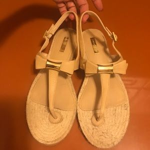 Louise et Cie sandals. Size 8 1/2 Taupe.