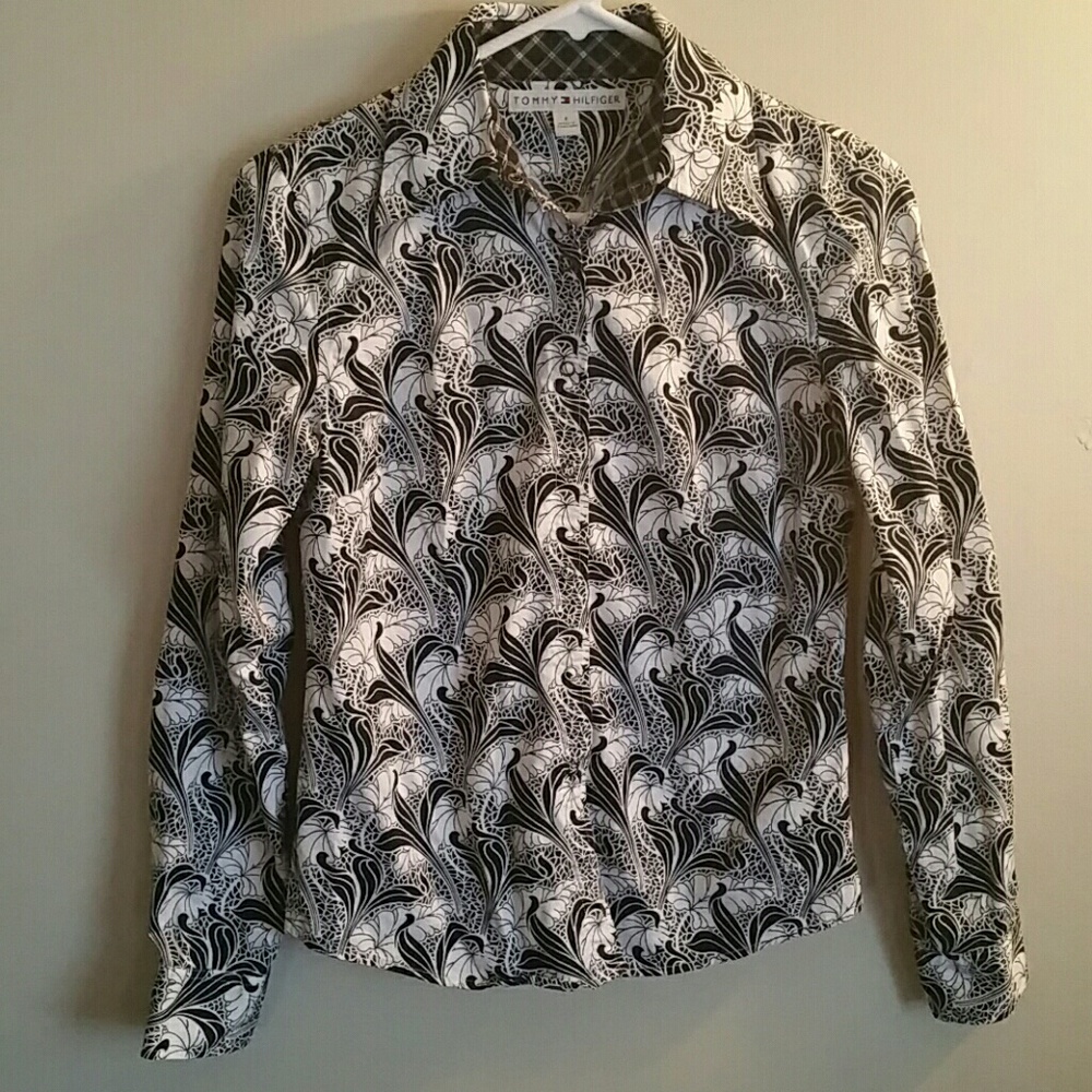 Tommy Hilfigure top