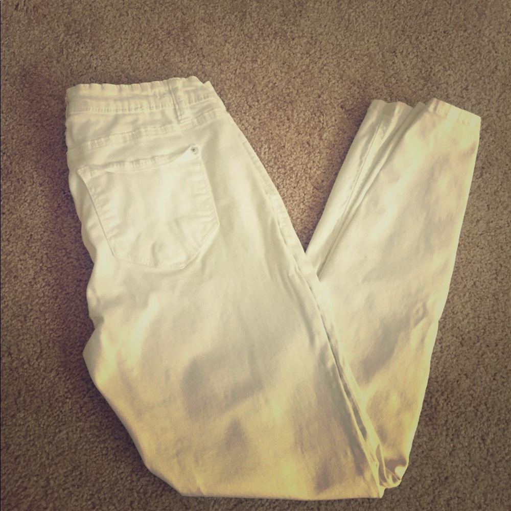 Ankle white jeans