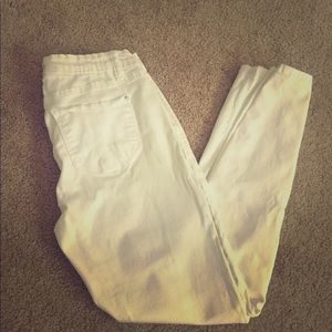 Ankle white jeans