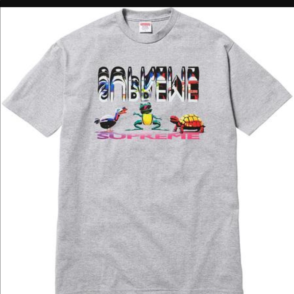 Supreme friends tee
