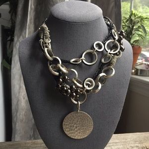 NWT (Vintage) Kenneth Cole Reaction Necklace