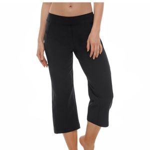 LL Bean cropped workout pants