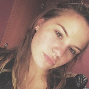 Meet your Posher, Mikayla