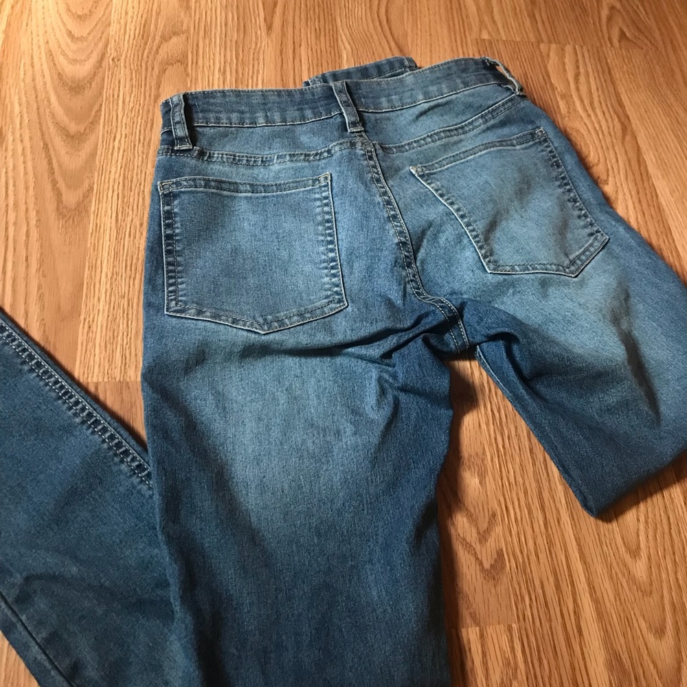Basic Blue Jean - Picture 3 of 3