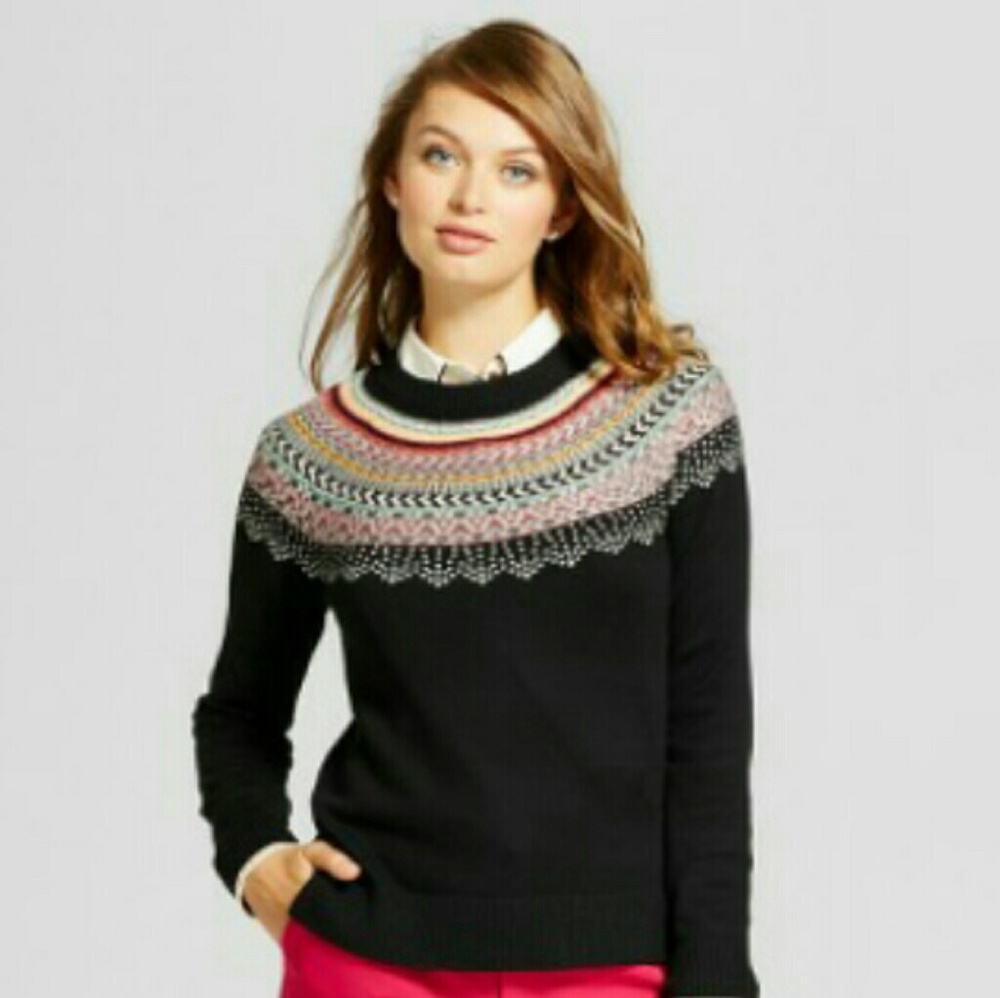 sold 🚫 NWT 🌸 Sweater