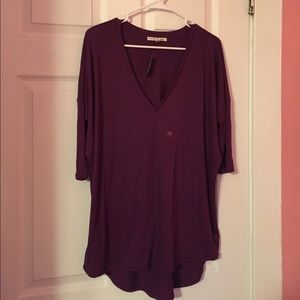 EXPRESS Plum super soft t-shirt