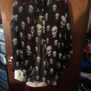 High low skull sheer blouse