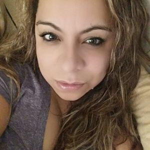 Meet your Posher, Alejandra