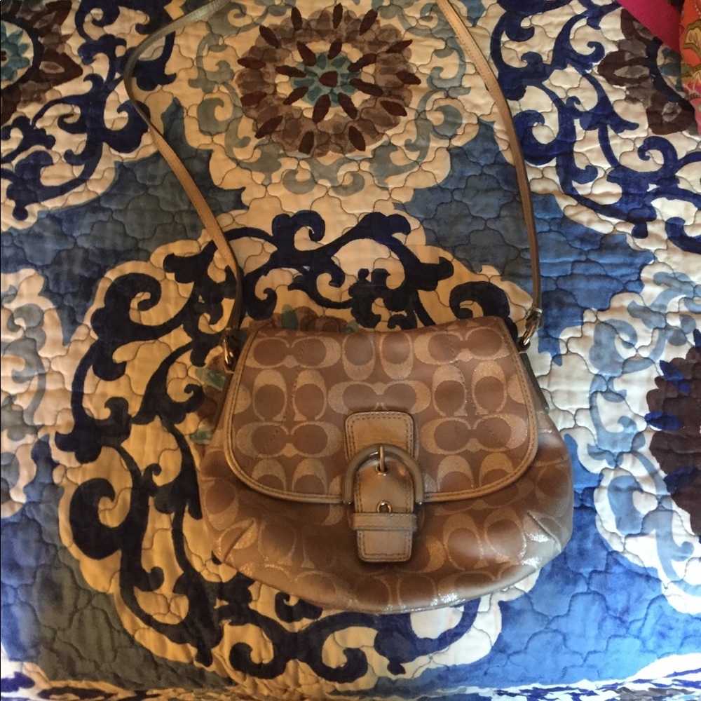 Coach cross body great condition