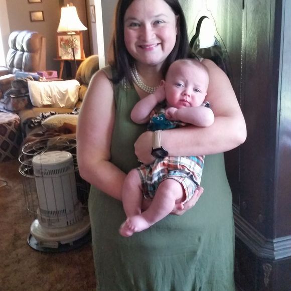 Meet your Posher, Melissa - Picture 1 of 1