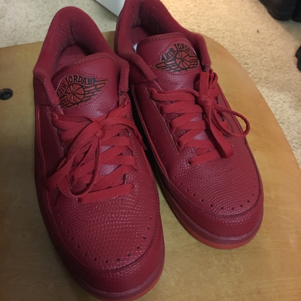 Jordan 2 low