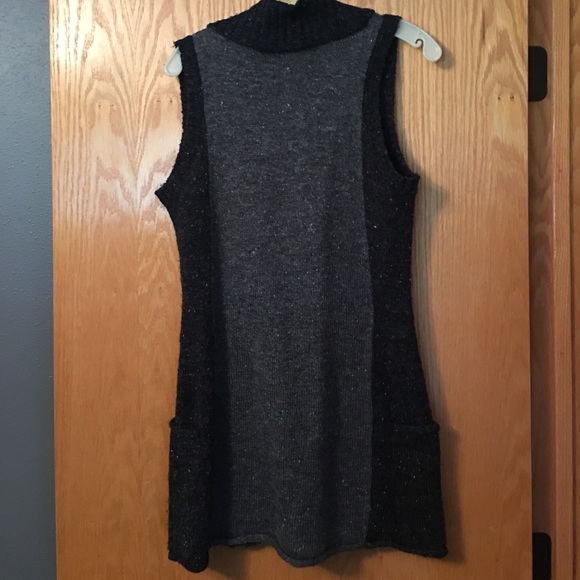 Sweater vest - Picture 2 of 2