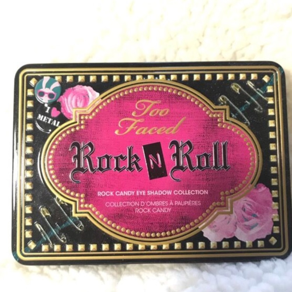 NYX ROCK N ROLL EYESHADOW PALETTE