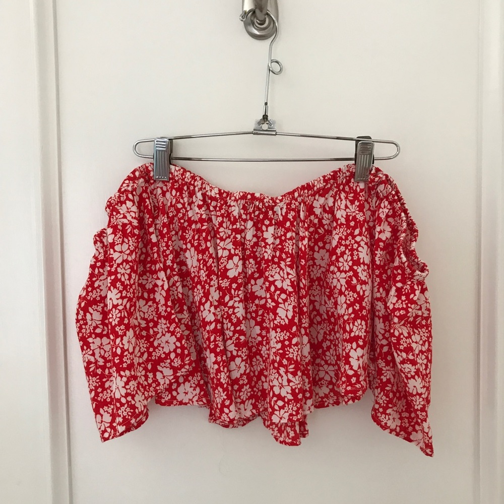 Strapless Red Crop Top W/ Sleeves on The Arm!!