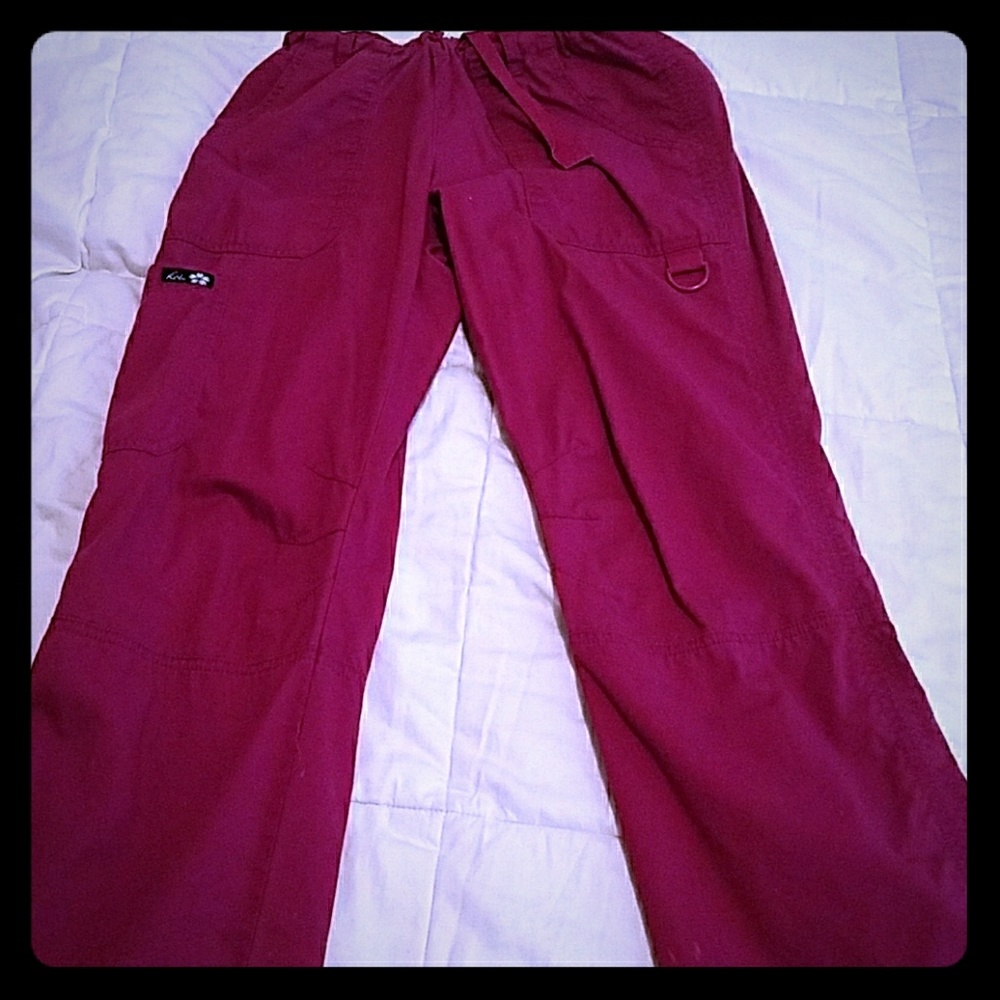Koi scrubs