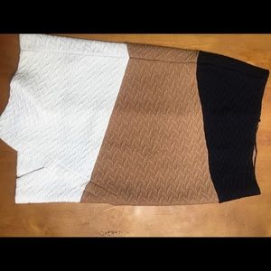 Stunning like new ANTHROPOLOGIE skirt