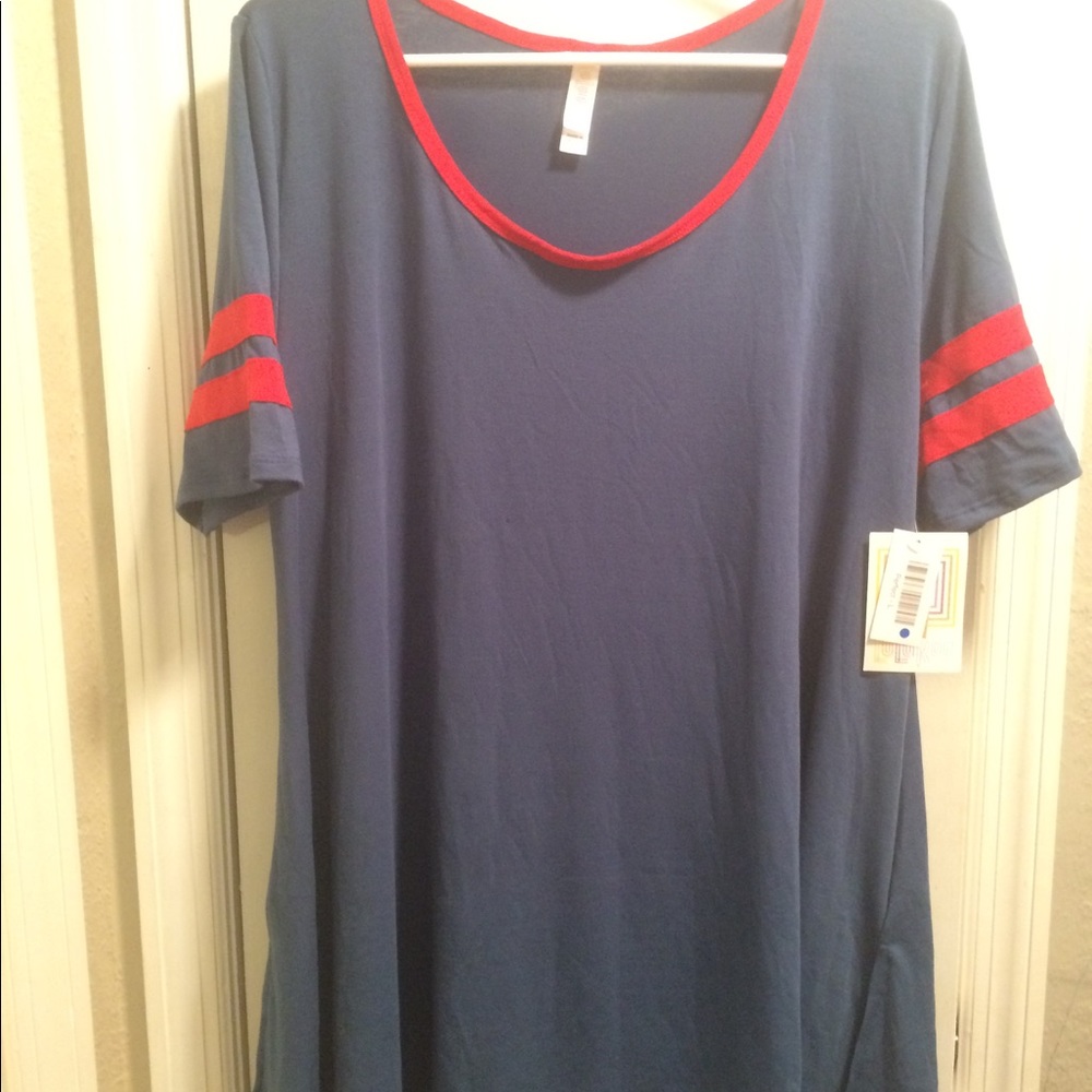 Perfect T blue and red