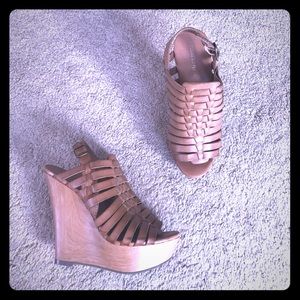 Mossimo Tan Faux wood wedges