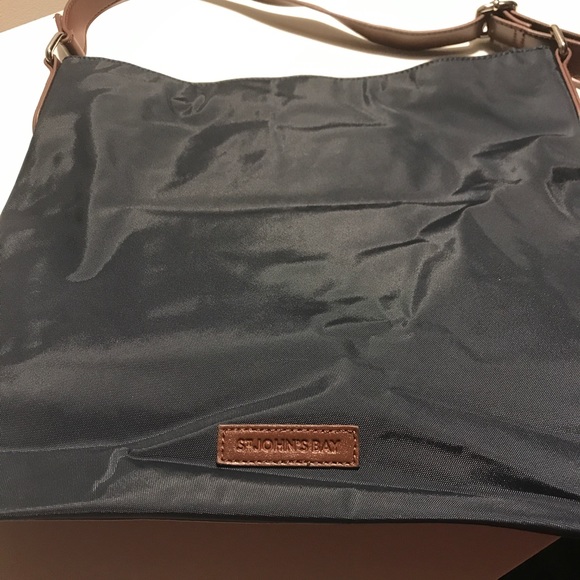 Navy purse - Picture 2 of 3