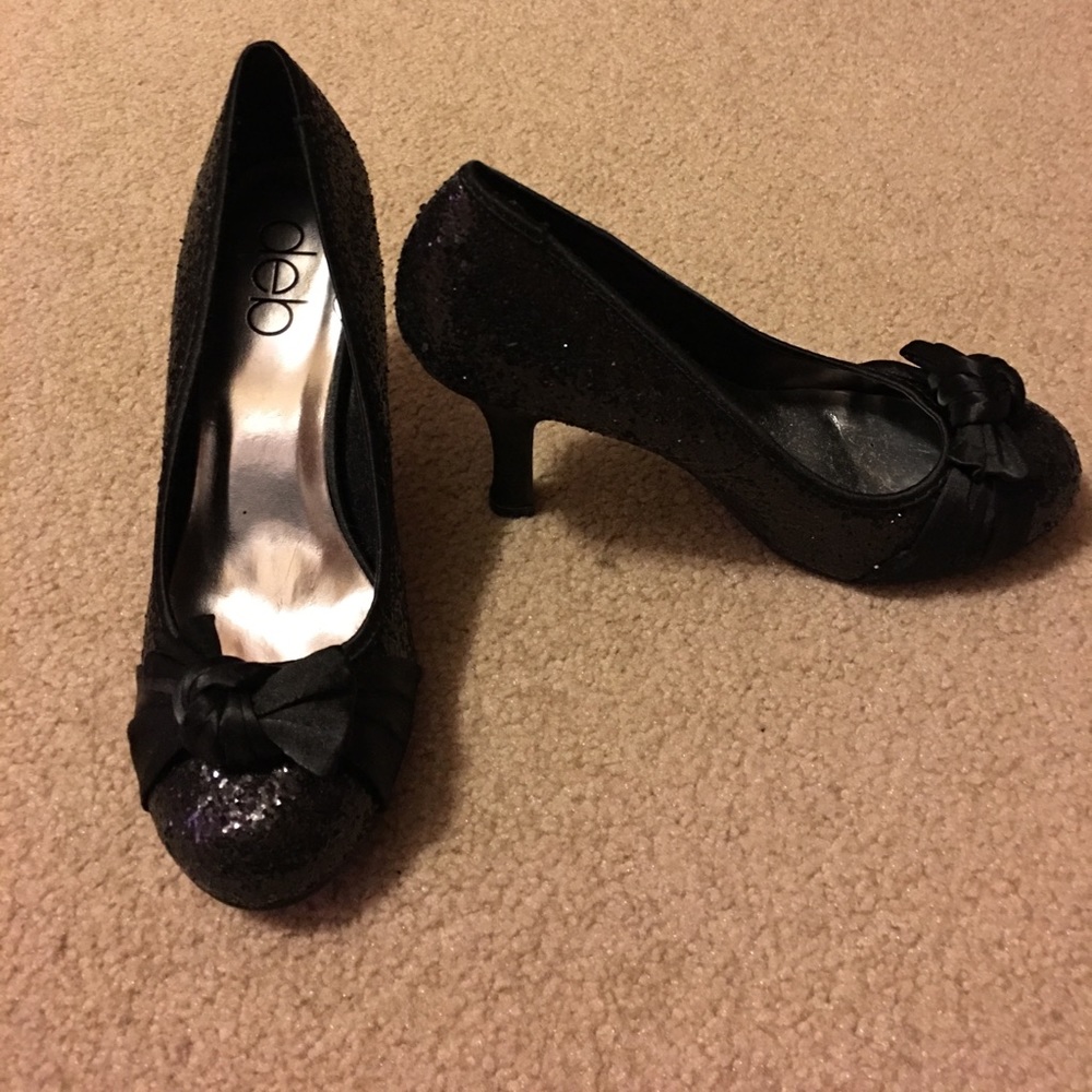 Black sequins heels