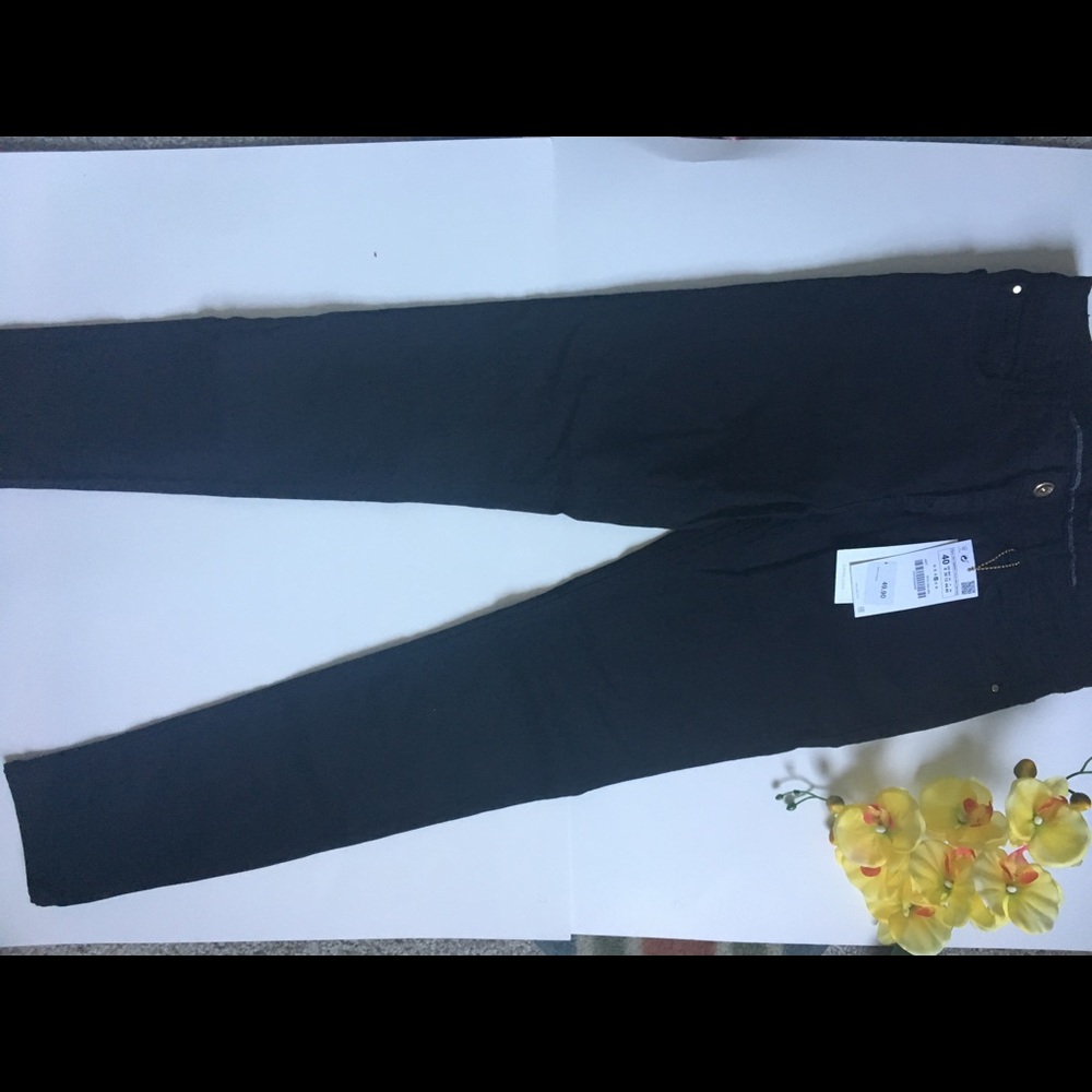 Zara Jeans Brand New