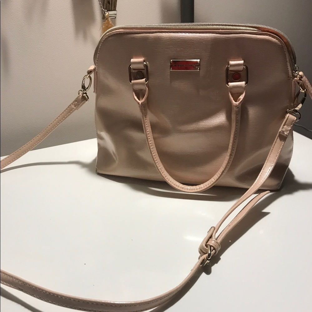 Cute shiney crosse body bag