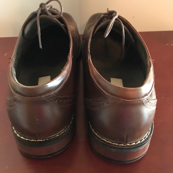 🔥🔥🔥 SOLD🔥🔥🔥🔥Joseph Abboud Brown Wing-tip - Picture 3 of 7