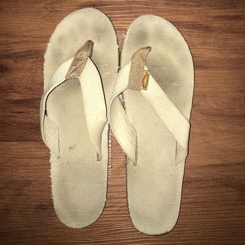 Tan rainbows! 🌈 make offers