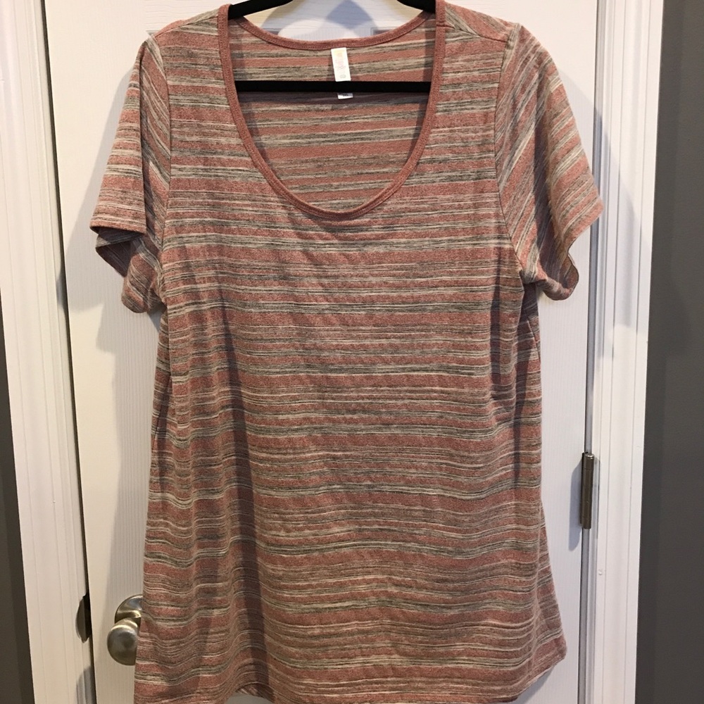 Lularoe 2XL Classic Tee, EUC, worn once