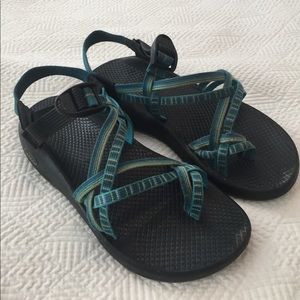 Chacos- Toe Loop Double Strap