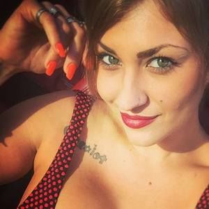 Meet your Posher, Candace