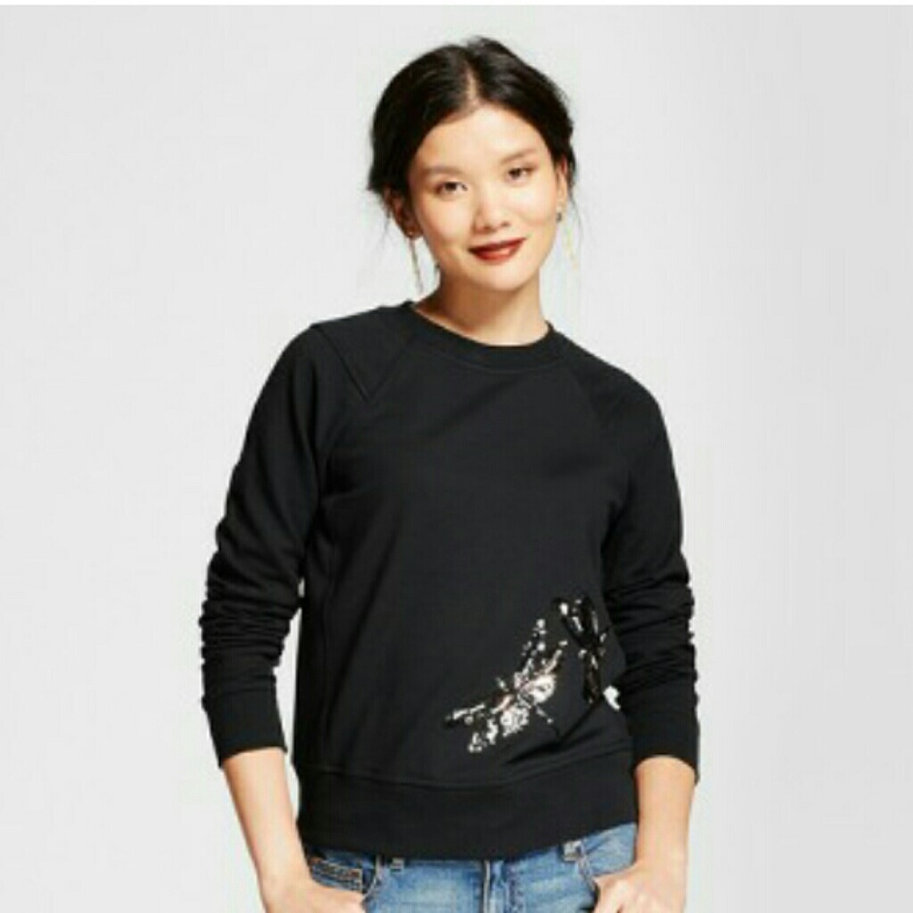 sold 🚫 NWT 🌸 Sequined Sweatshirt