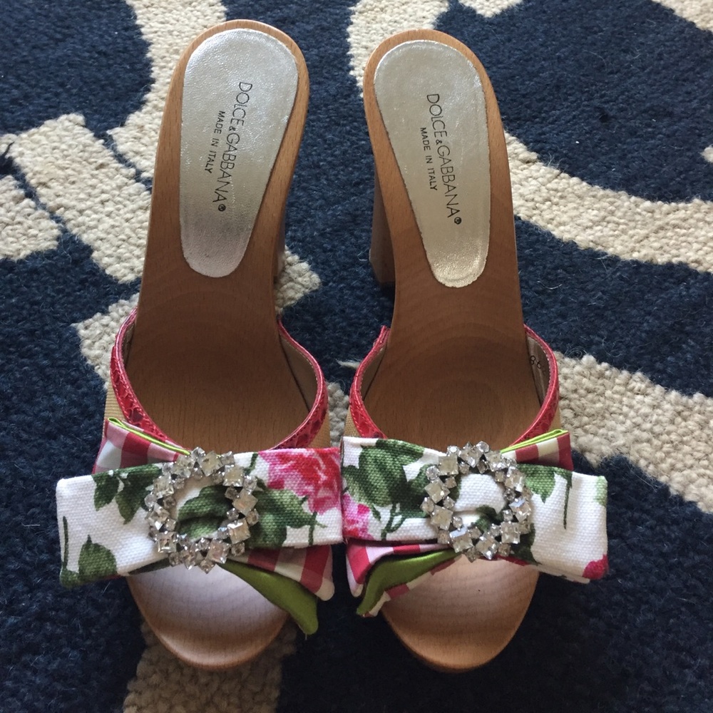 Dolce & Gabbana Wooden Floral Heel