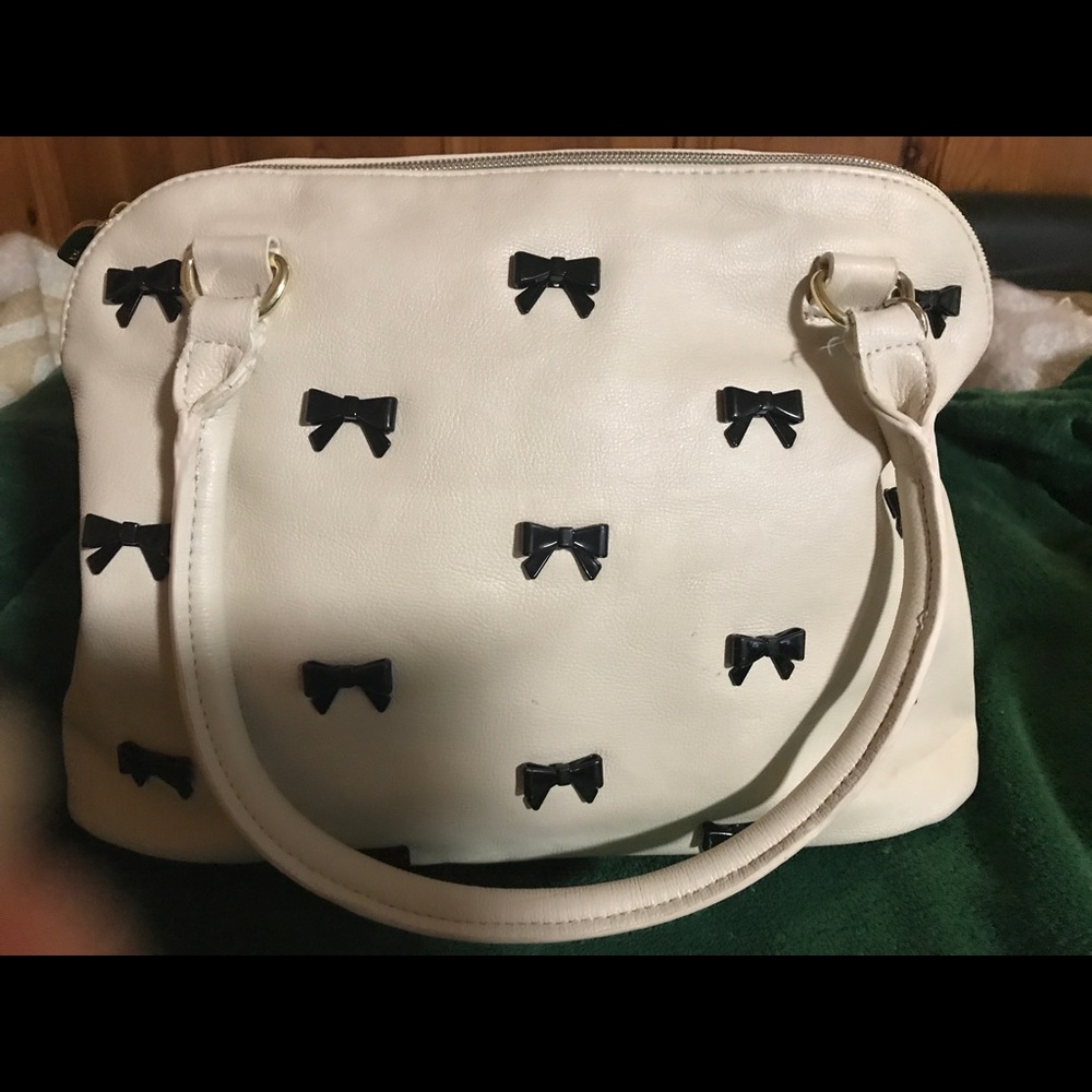 Betsey Johnson purse adorable black bows