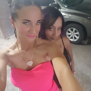 Meet your Posher, Crystal