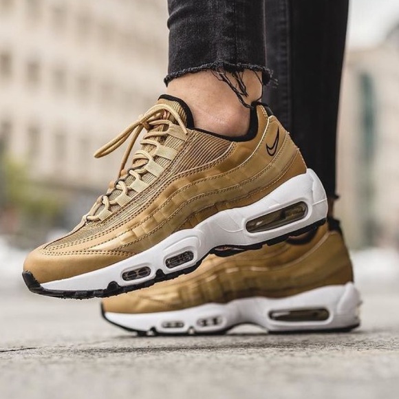 NWT Nike air max 95 QS gold - Picture 5 of 8