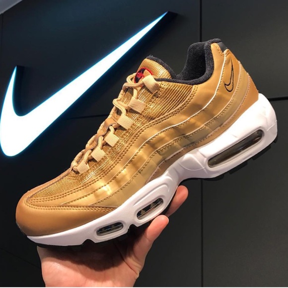 NWT Nike air max 95 QS gold - Picture 2 of 8