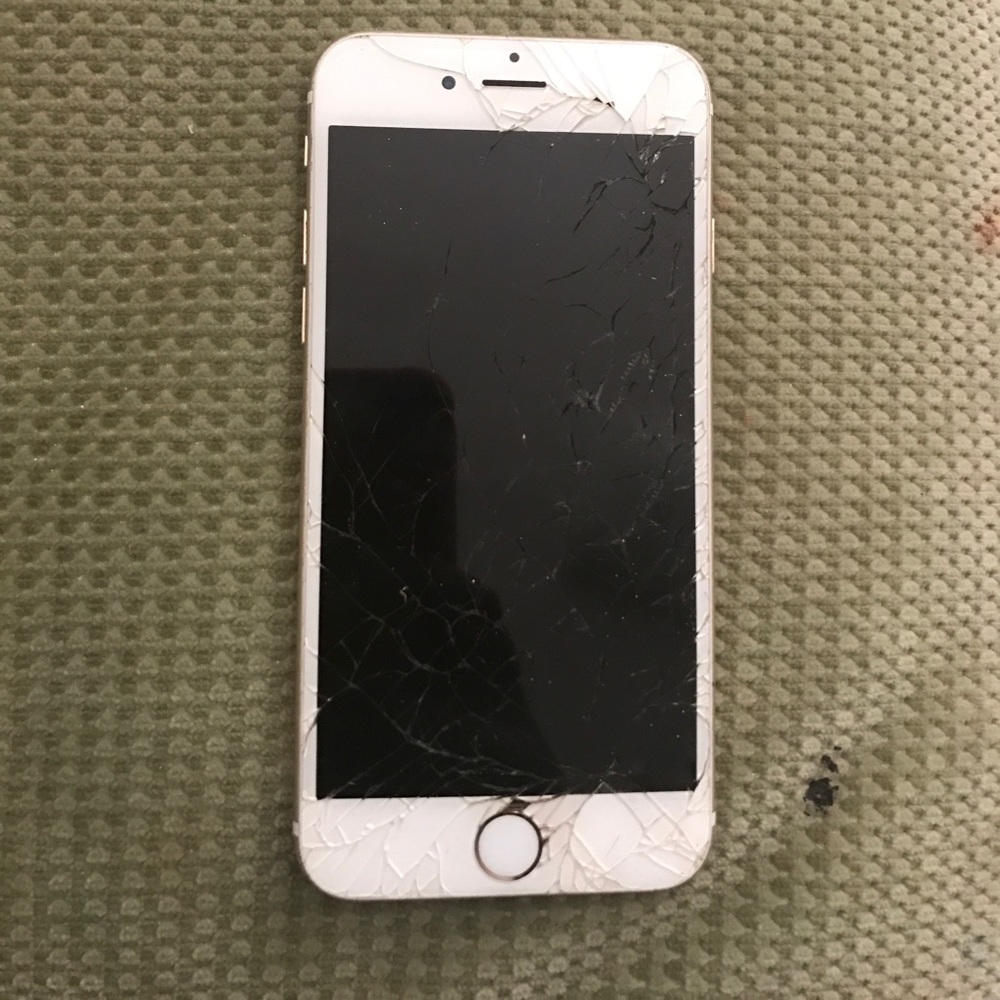 iPhone 6 cracked ‼️
