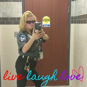 Meet your Posher, Marie