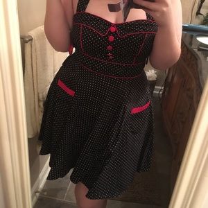 Hot Topic Retro Polkadot Halter Dress, size large