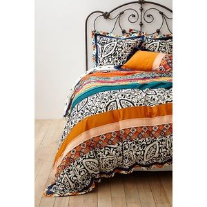 Anthropologie Florence Duvet - Queen