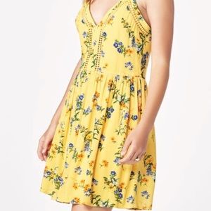 JustFab Yellow Floral Sundress, size XL