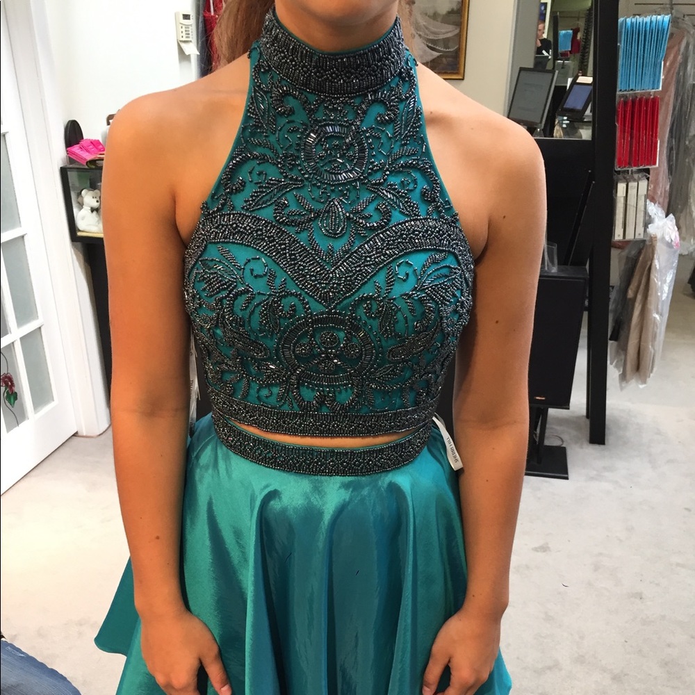 Sherri Hill short homecoming dress