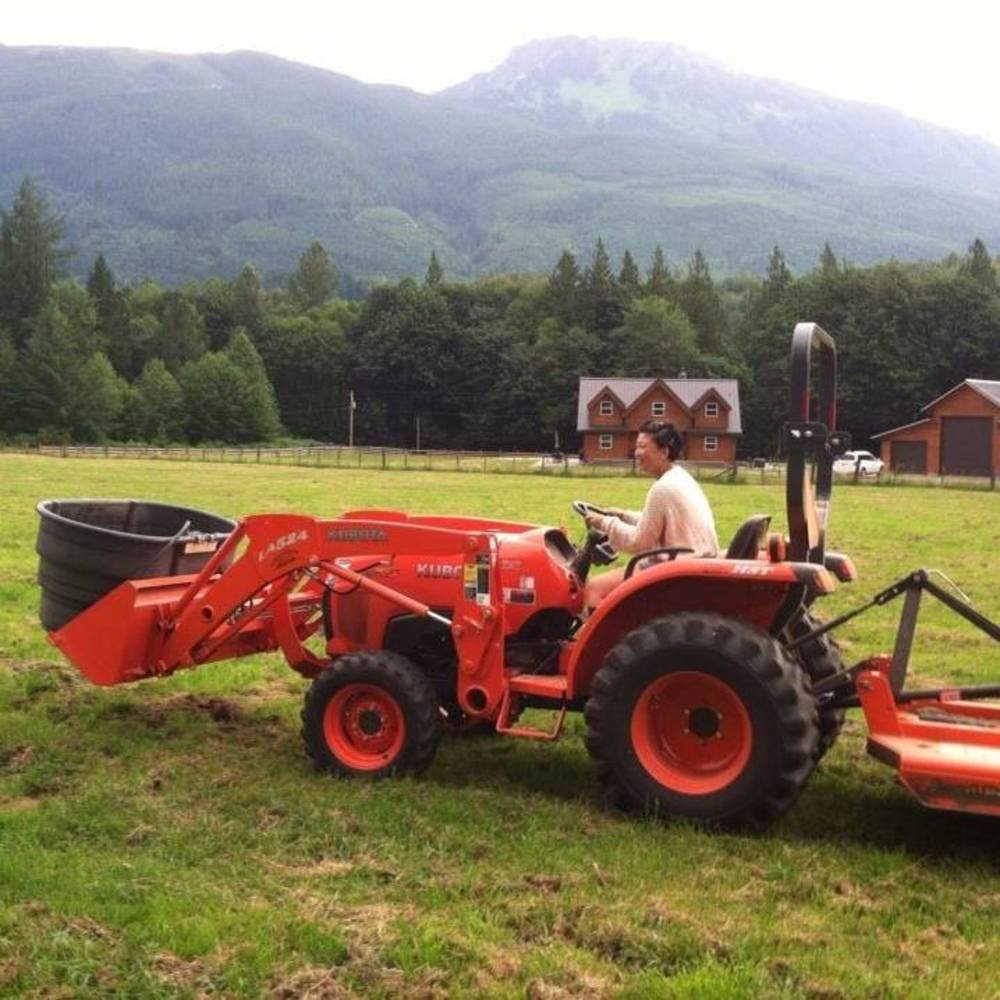 Meet your Posher, Claire